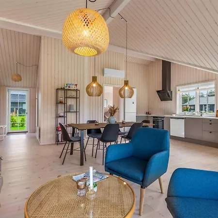 Hellevi - 900m From The Sea By Interhome
