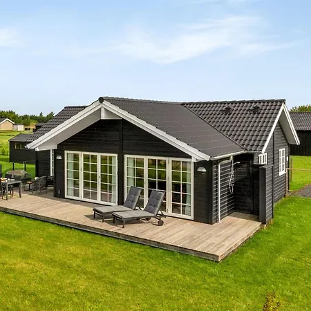 Casa vacanze Hellevi - 900m From The Sea By Interhome Bøtø By